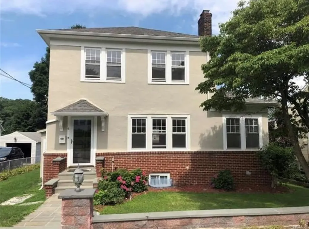 4 Mckinley Avenue Valhalla NY 10595