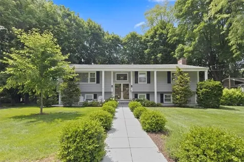 8 Green Acres Lane White Plains NY 10607