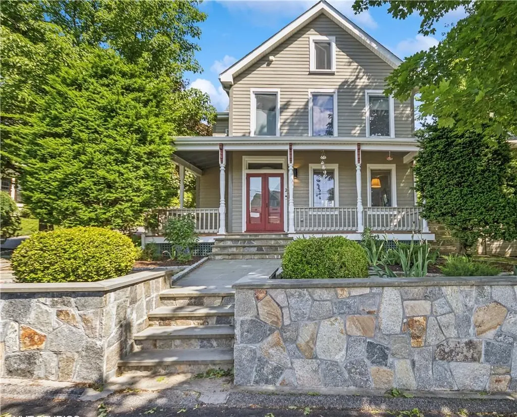 2 Green Street Beacon NY 12508