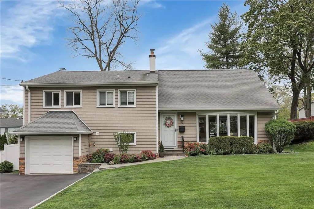 92 Joyce Road Hartsdale NY 10530