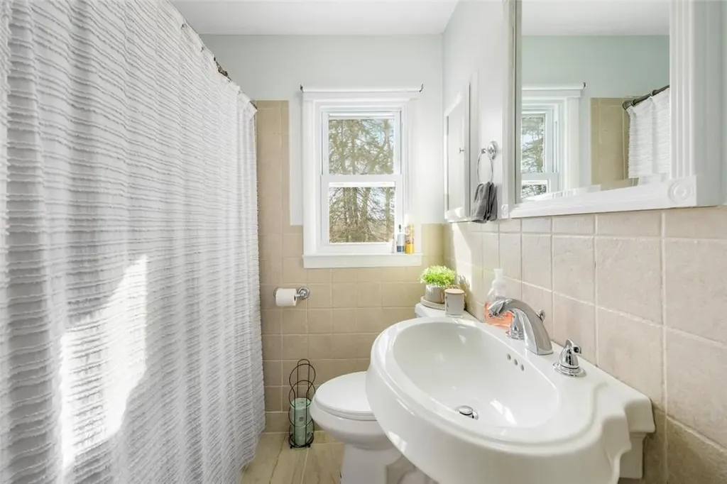 9 Durham Road White Plains NY 10607