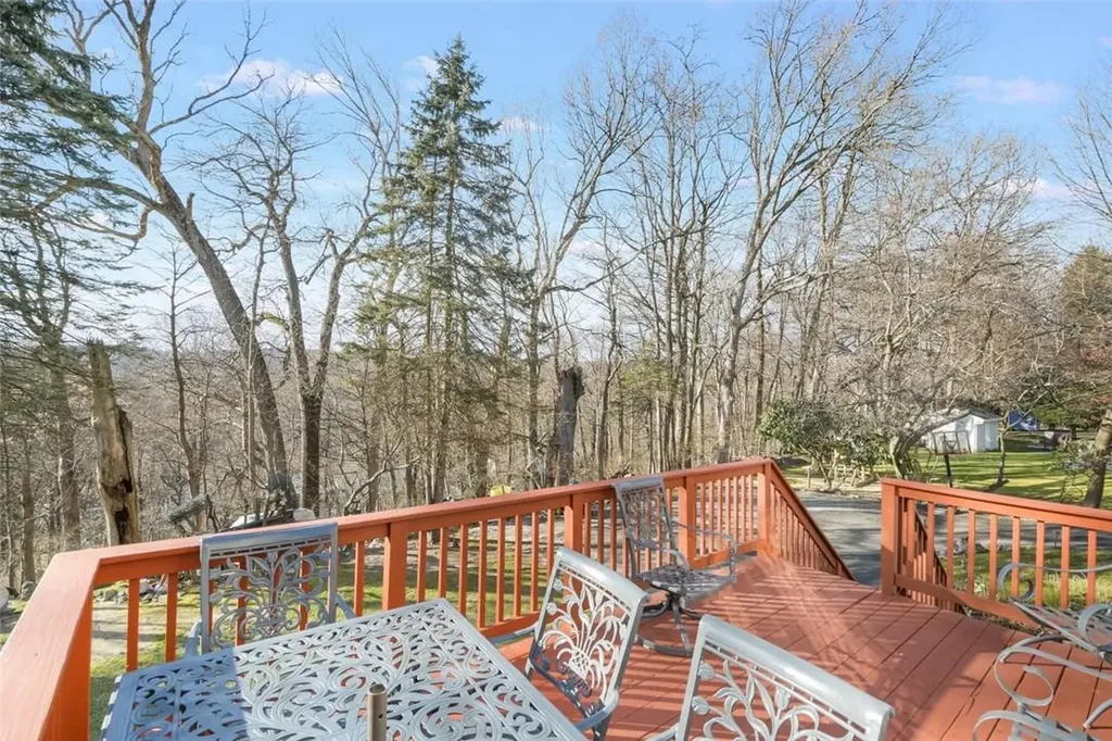 9 Durham Road White Plains NY 10607