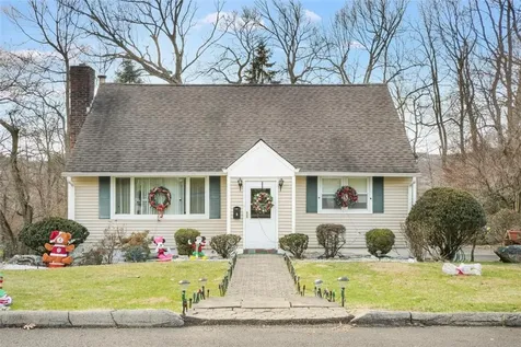 9 Durham Road White Plains NY 10607