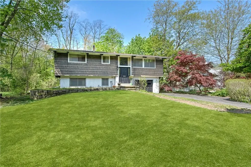 85 Greenwood Lane White Plains NY 10607