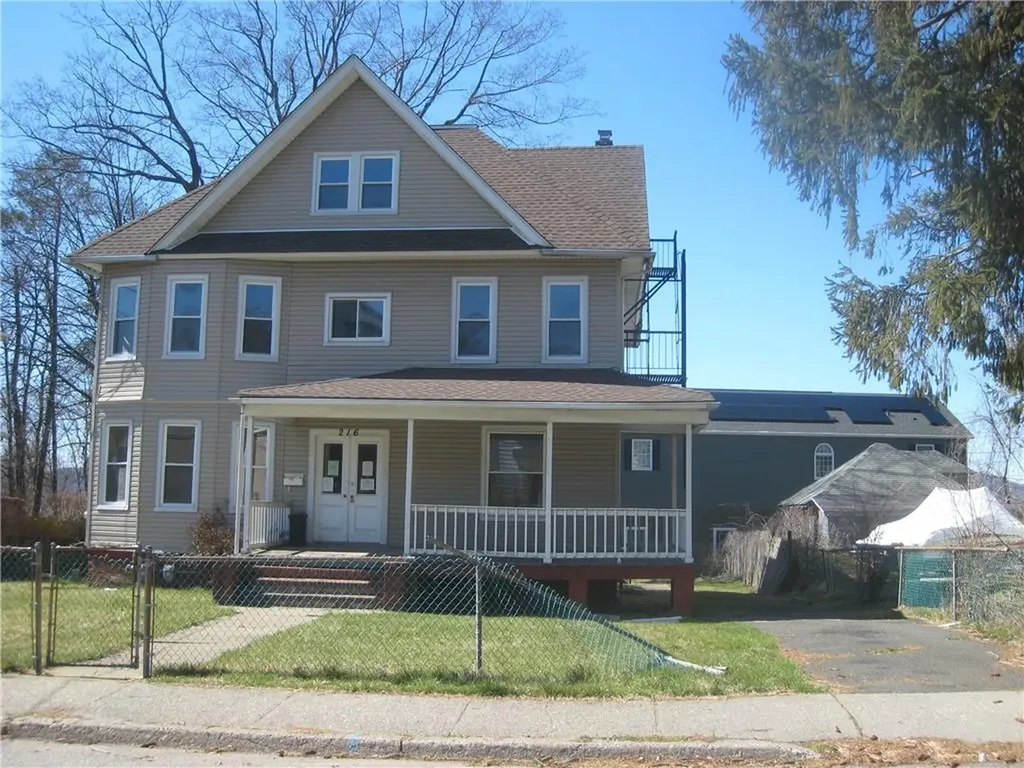 216 Smith Street Peekskill NY 10566