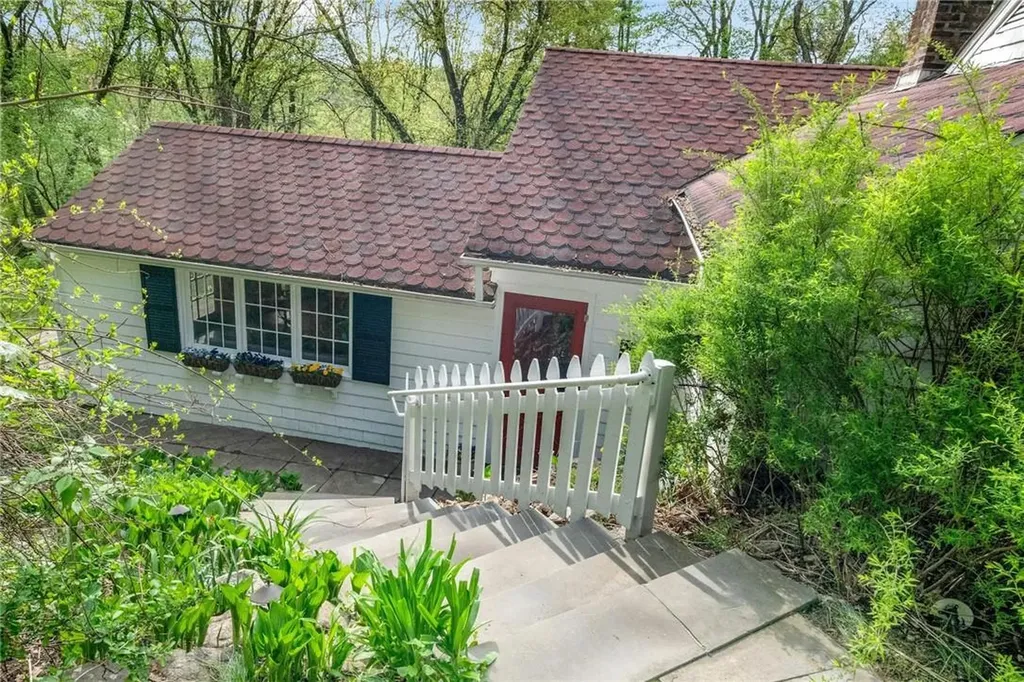 111 Campfire Road Chappaqua NY 10514