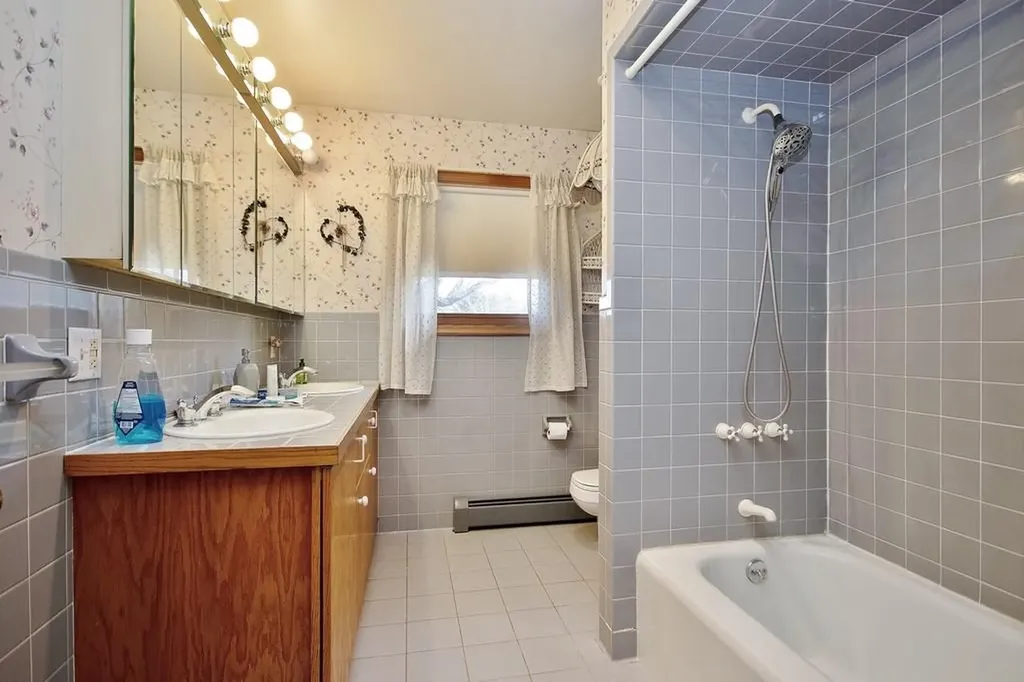 239 Mitchell Pond Road E Cochecton NY 12726