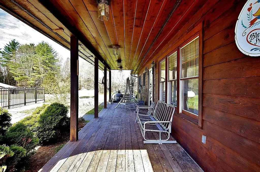 239 Mitchell Pond Road E Cochecton NY 12726