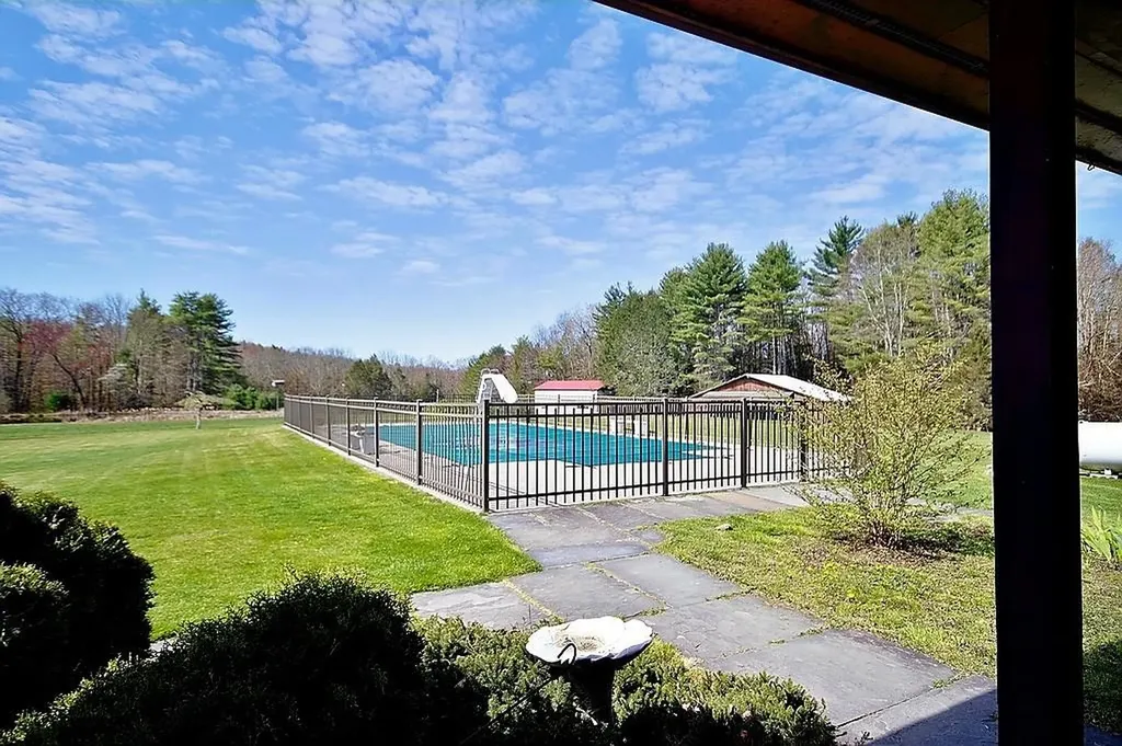 239 Mitchell Pond Road E Cochecton NY 12726