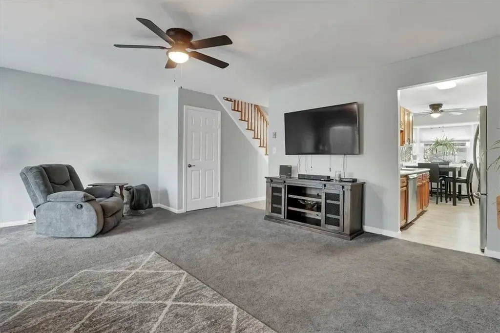 16 Roundtree Court Beacon NY 12508