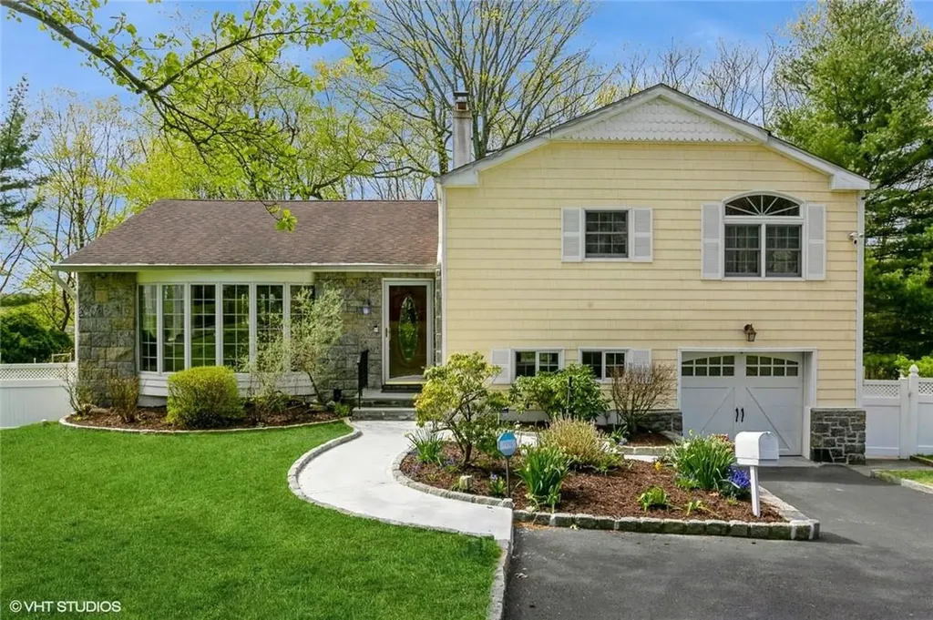 55 Edgewood Road Hartsdale NY 10530
