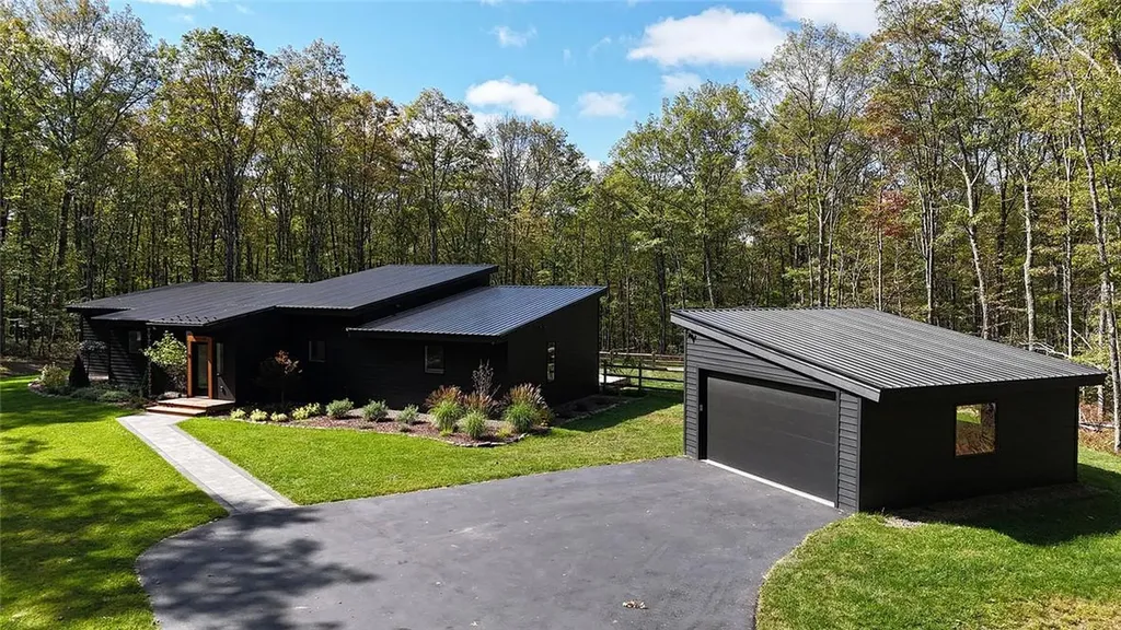 303 Cushetunk Drive Cochecton NY 12726