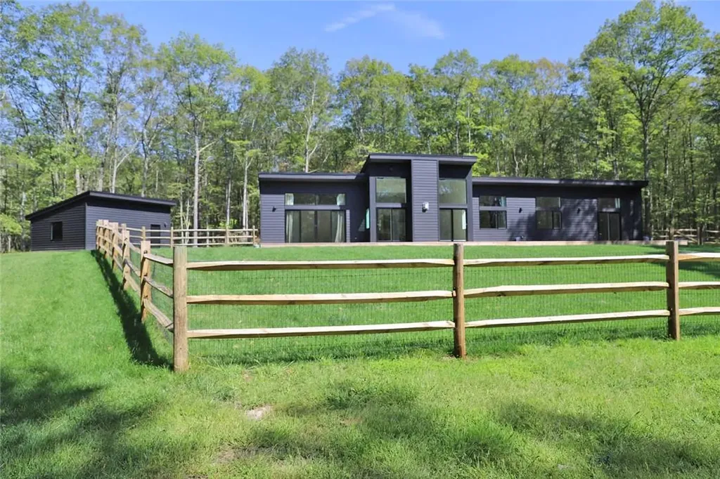 303 Cushetunk Drive Cochecton NY 12726