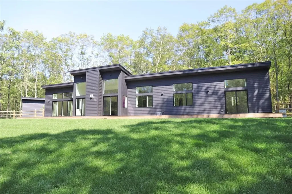 303 Cushetunk Drive Cochecton NY 12726