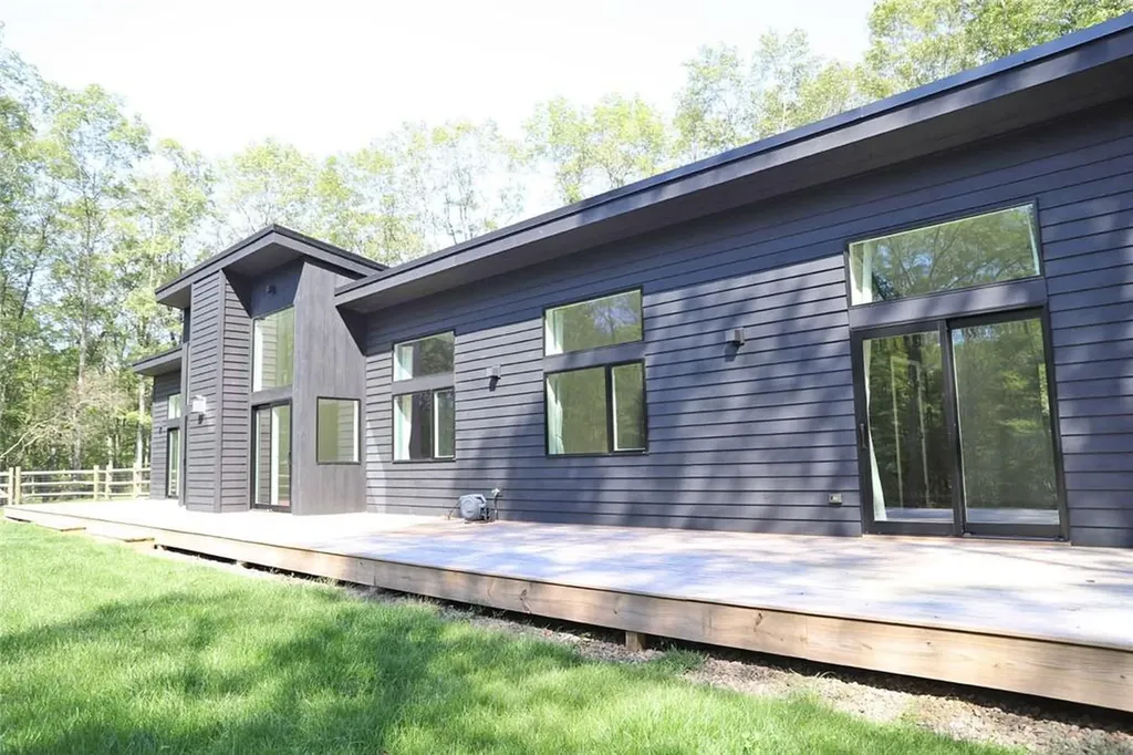 303 Cushetunk Drive Cochecton NY 12726