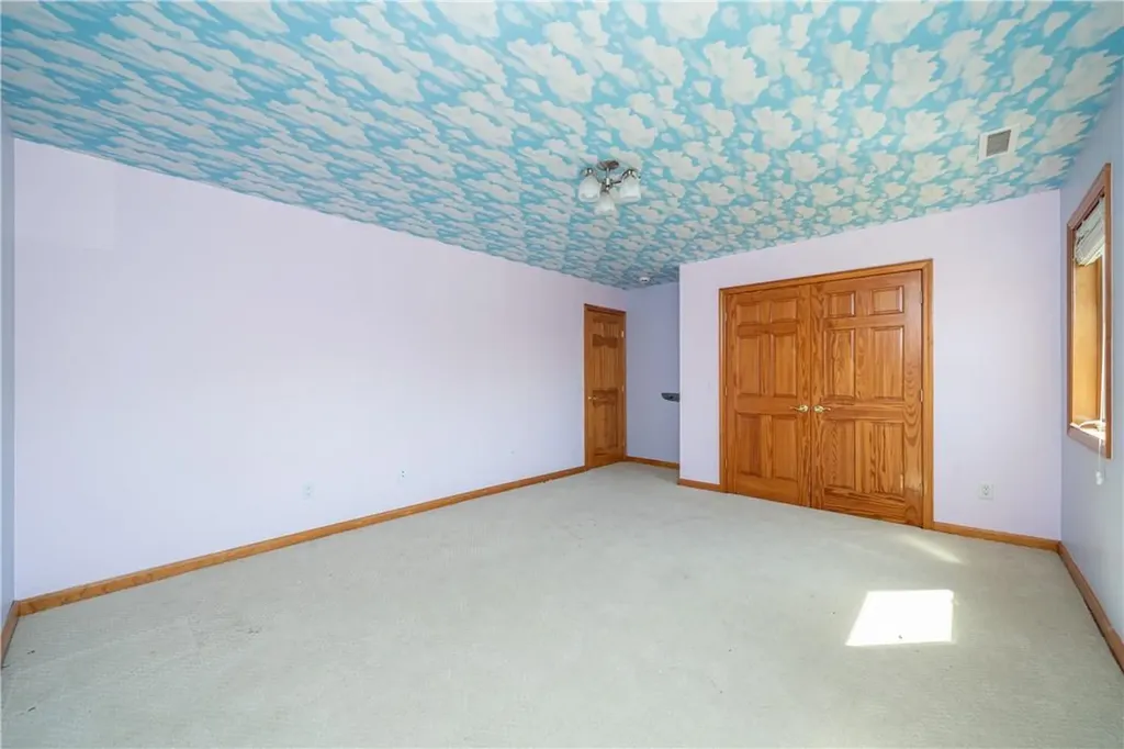 209 Woodhampton Drive White Plains NY 10603