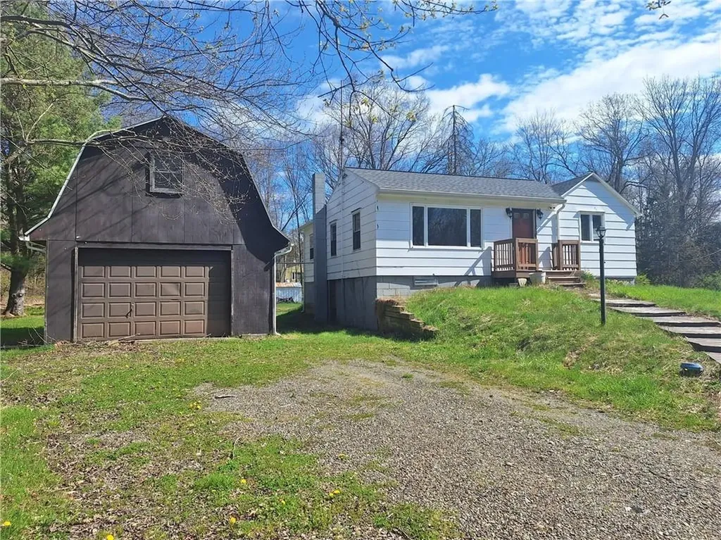 219 Snyderville Road Elizaville NY 12523