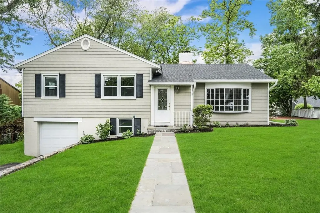 7 Devonshire Drive White Plains NY 10605