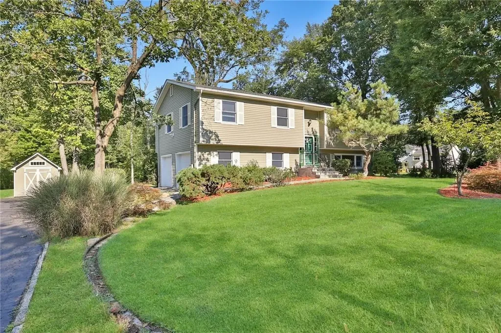100 Renee Lane Bardonia NY 10954