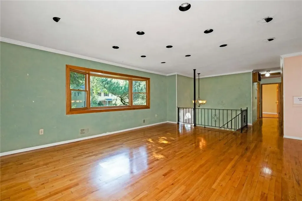 100 Renee Lane Bardonia NY 10954