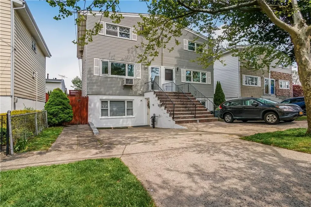 304 William Avenue Bronx NY 10464