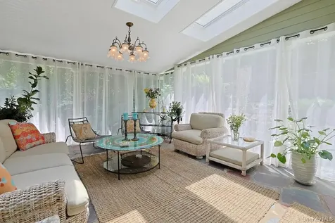 97 Underhill Road Scarsdale NY 10583