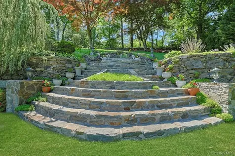 97 Underhill Road Scarsdale NY 10583