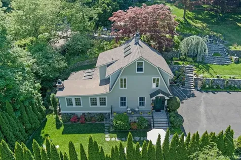97 Underhill Road Scarsdale NY 10583
