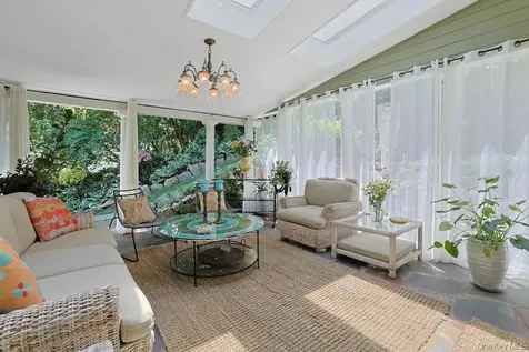 97 Underhill Road Scarsdale NY 10583