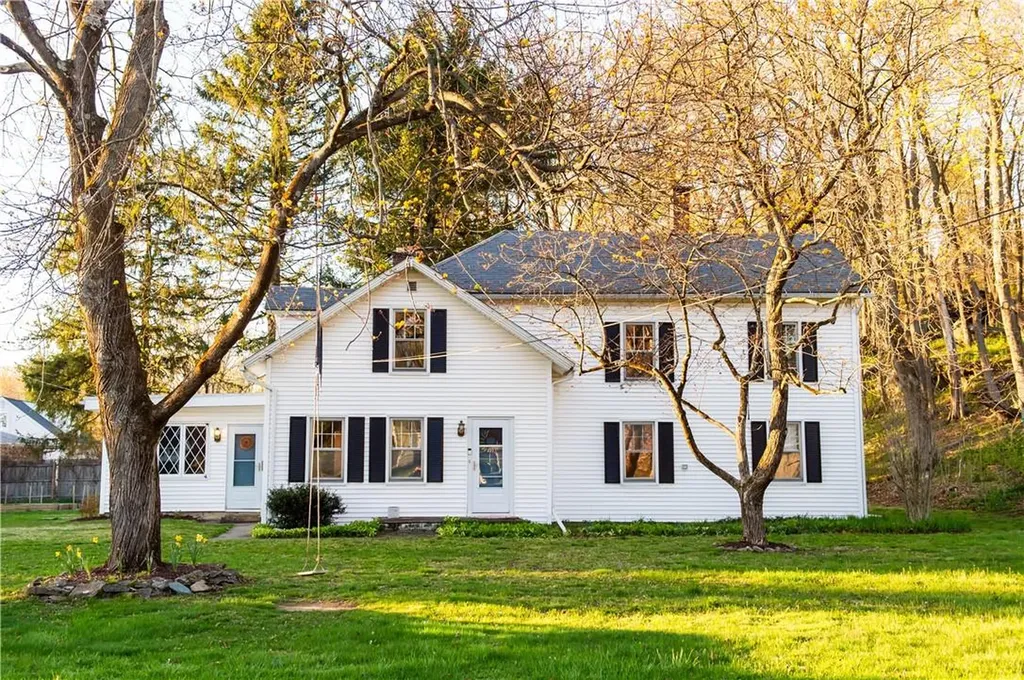 19 Terwilliger Road Hyde Park NY 12538