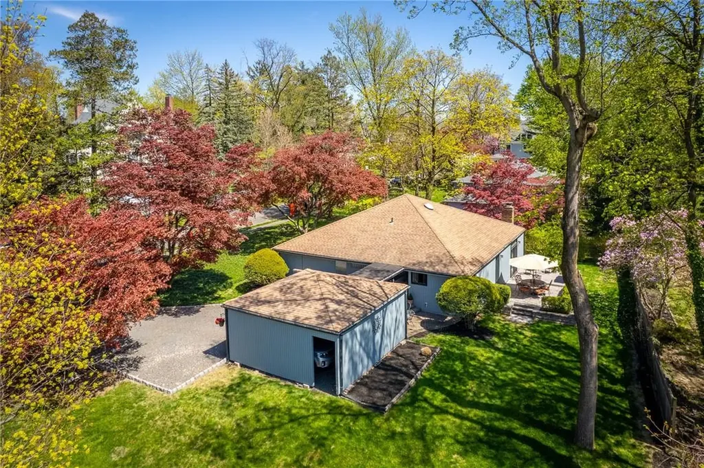 34 Smith Avenue Nyack NY 10960