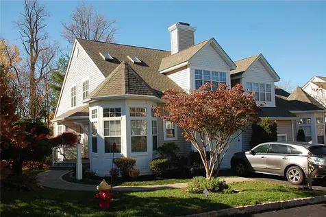 15 Roundtop Road Yonkers NY 10710