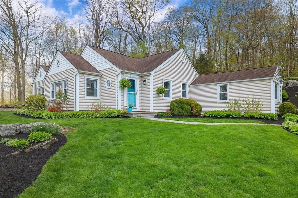 12 Deans Bridge Road Somers NY 10589