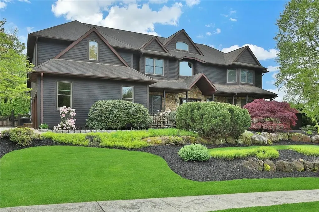14 King Arthur Court New City NY 10956