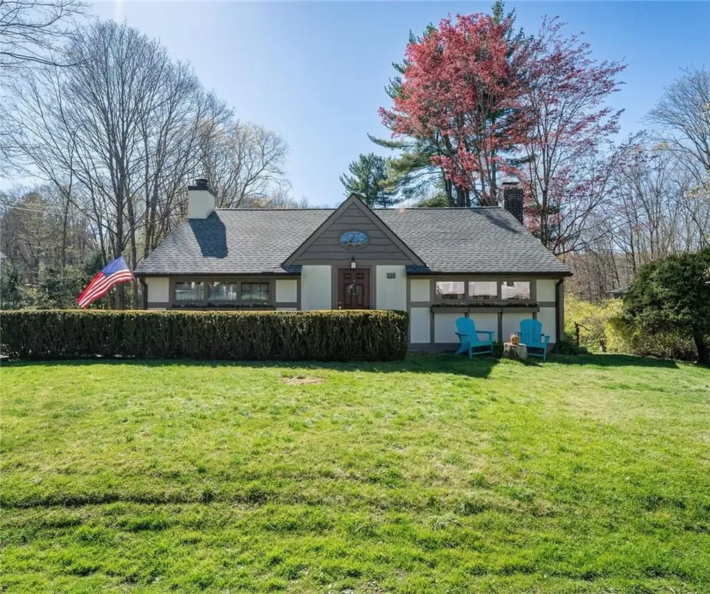 12 Pineview Road Mount Kisco NY 10549
