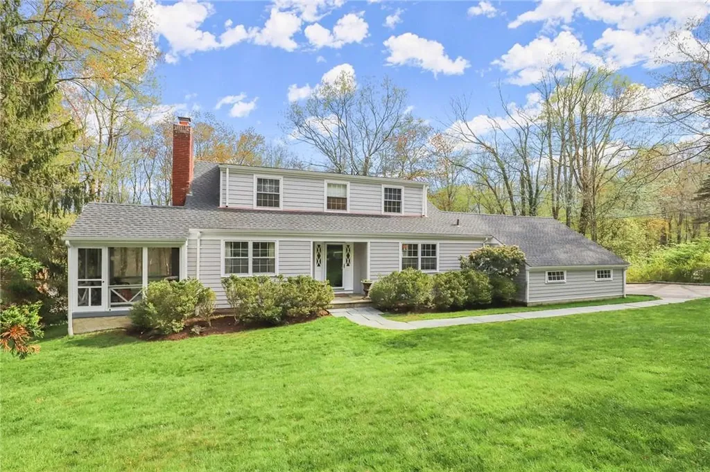 28 Brook Farm Road Bedford NY 10506
