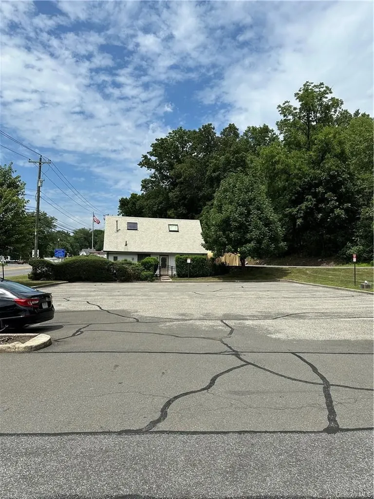 589 Route 303 Blauvelt NY 10913