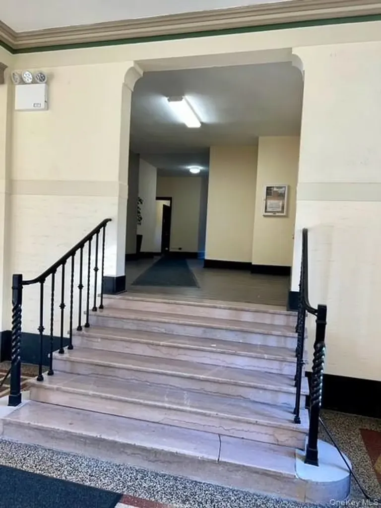 590 E Third Street Mount Vernon NY 10553