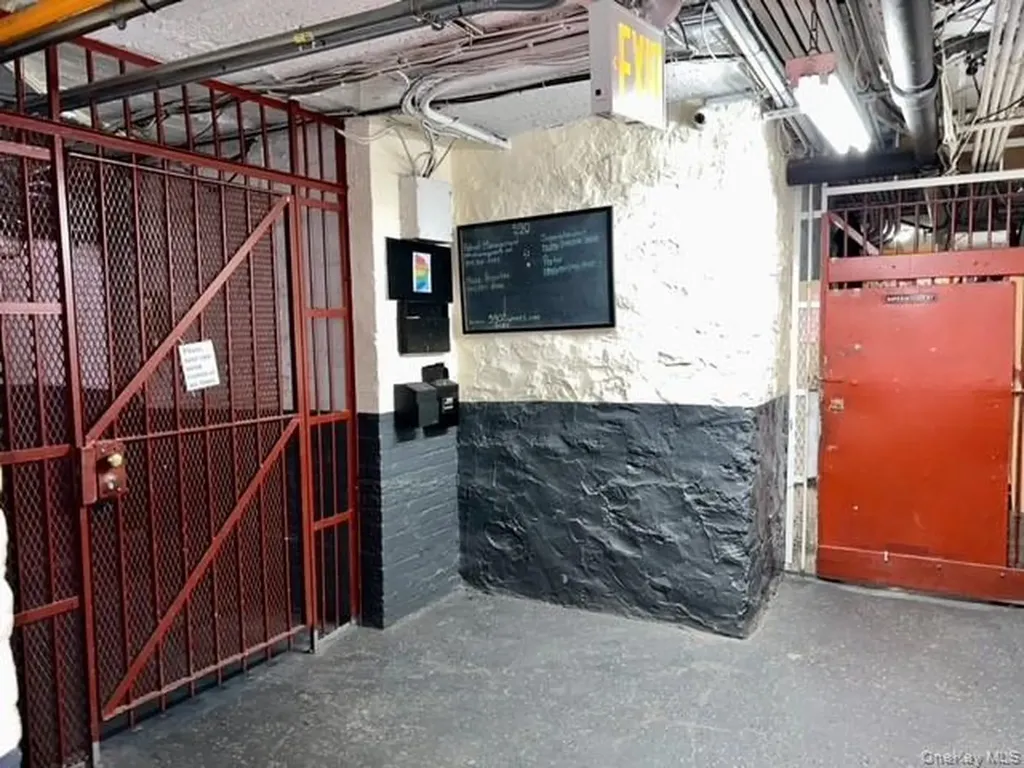 590 E Third Street Mount Vernon NY 10553