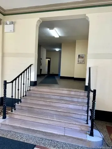 590 E Third Street Mount Vernon NY 10553
