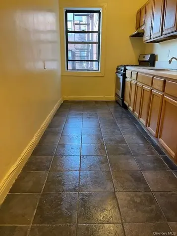 590 E Third Street Mount Vernon NY 10553