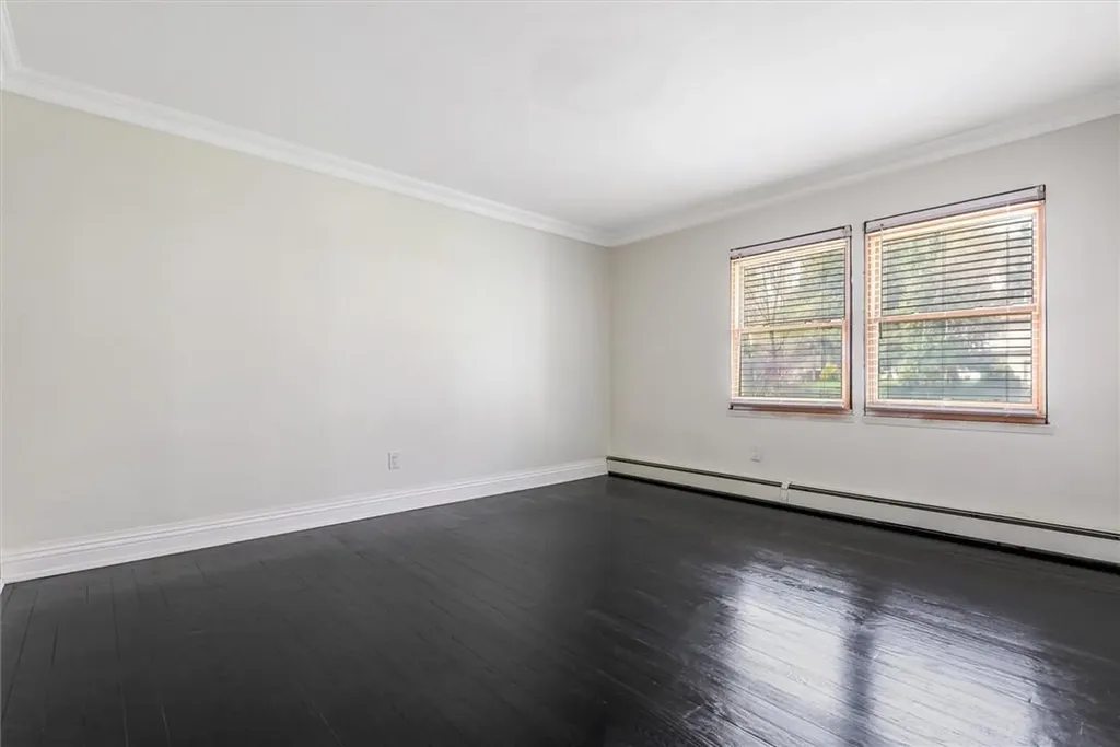 101 Stonehurst Lane Dix Hills NY 11746