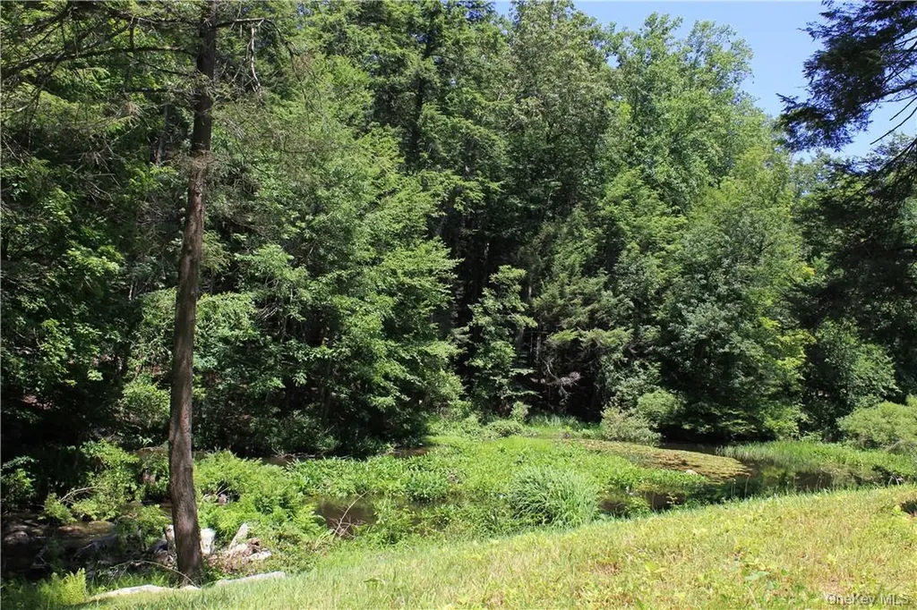Rolling Meadow Lane Pound Ridge NY 10576
