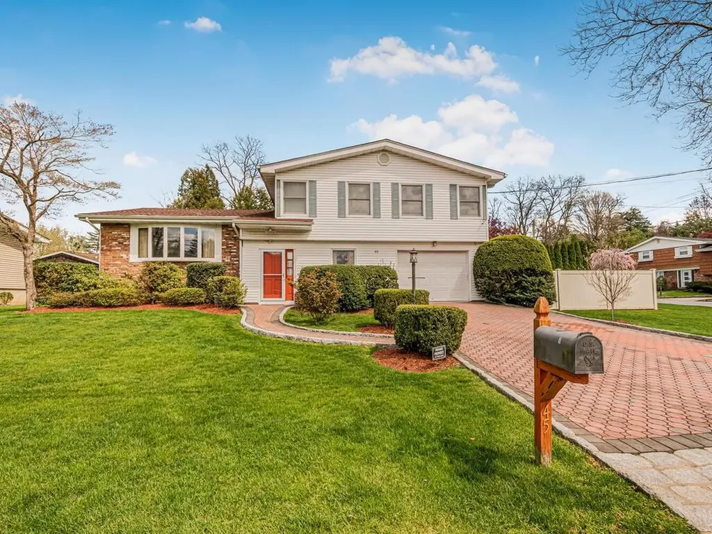 45 Balmoral Crescent White Plains NY 10607