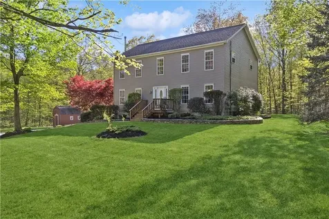 27 Balsam Road Hyde Park NY 12538