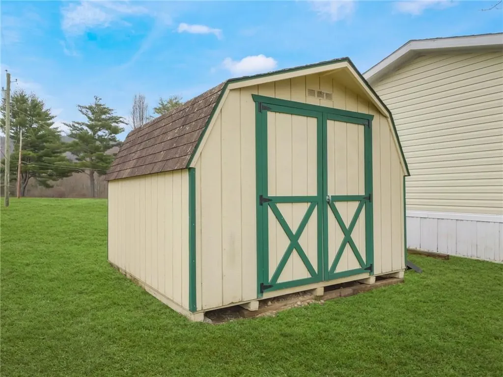 4 Willow Road Wurtsboro NY 12790