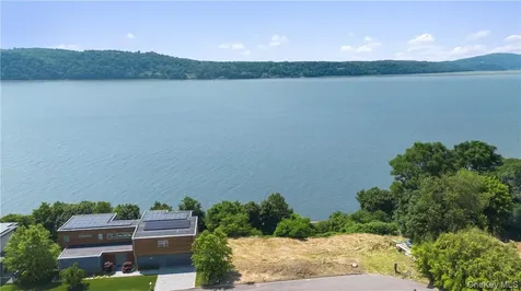 11 Fairlawn Avenue Dobbs Ferry NY 10522