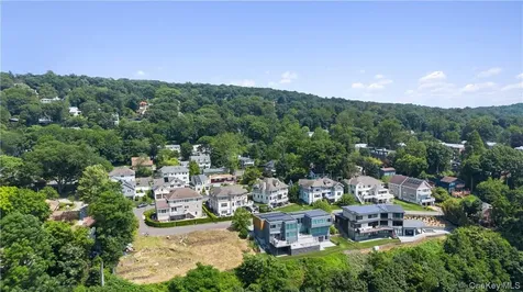 11 Fairlawn Avenue Dobbs Ferry NY 10522