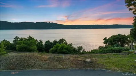 11 Fairlawn Avenue Dobbs Ferry NY 10522