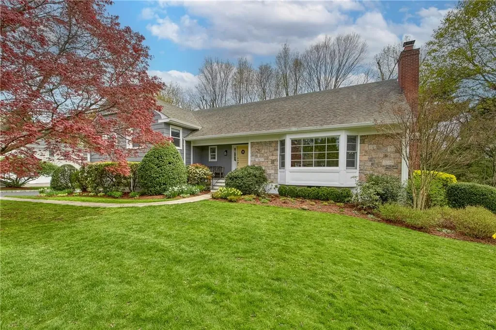 10 Bardion Lane Harrison NY 10528